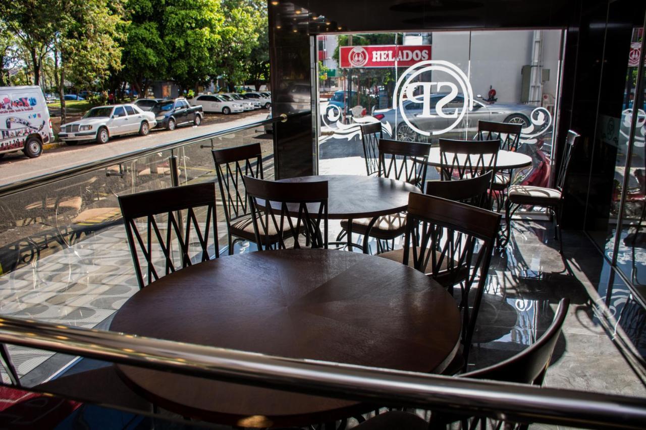Serpyl Plaza Hotel Encarnacion Exterior photo